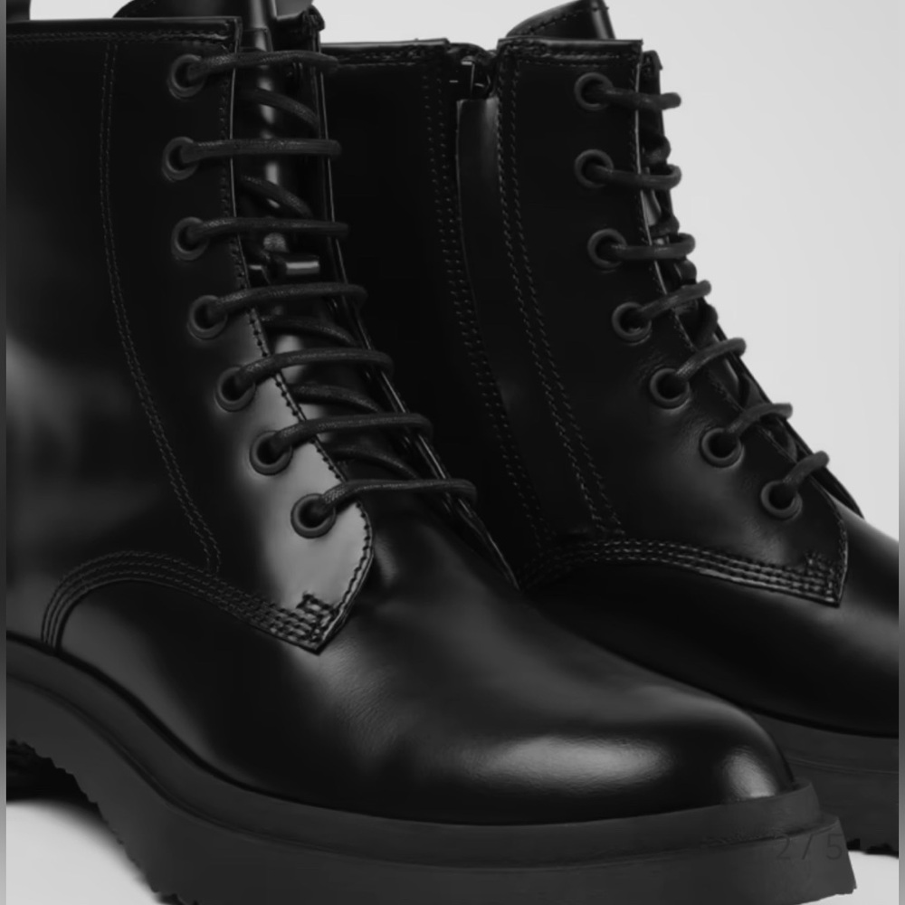 Camper Walden Lace-Up Combat Boots